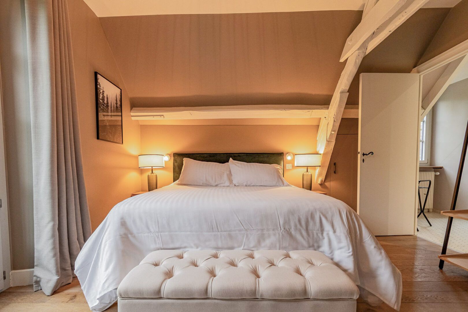 location-chambre-hote-insolite-foret-Moulin-de-Ortille-DEVA-(2)